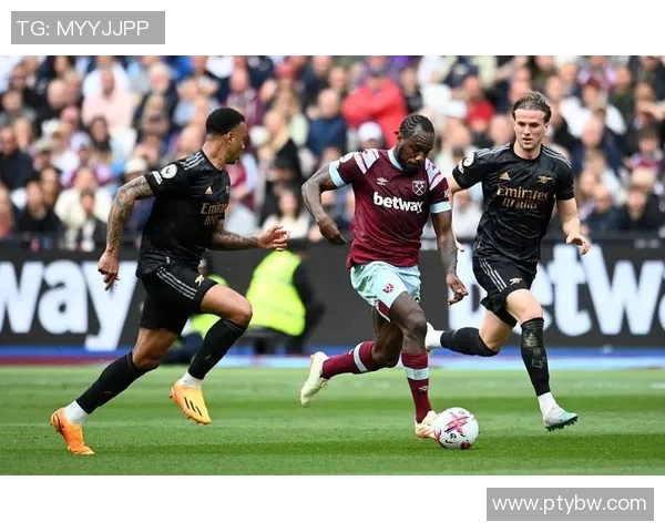 英超昔布对曼联比赛前瞻与胜负预测分析