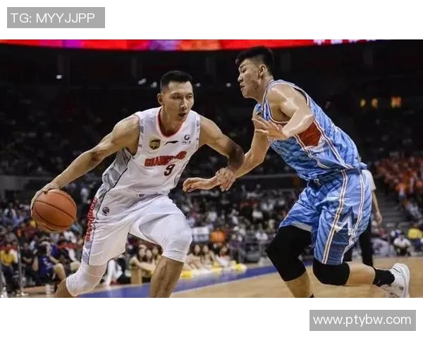 2012年CBA季后赛广东队与新疆队激战回顾与精彩瞬间分析