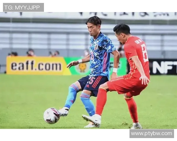 中国足球热身赛迎战卡塔尔全力备战国际赛事展现实力与信心